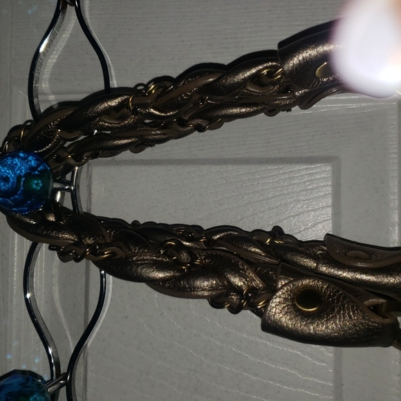 purse - Picture 3 of 9